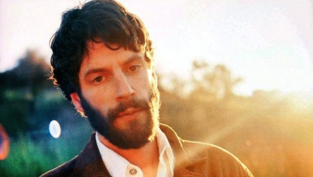 Ray Lamontagne goes deeper dimensions